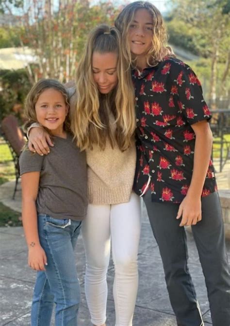 kendra wilkinson kids|kendra wilkinson's son hank jr.